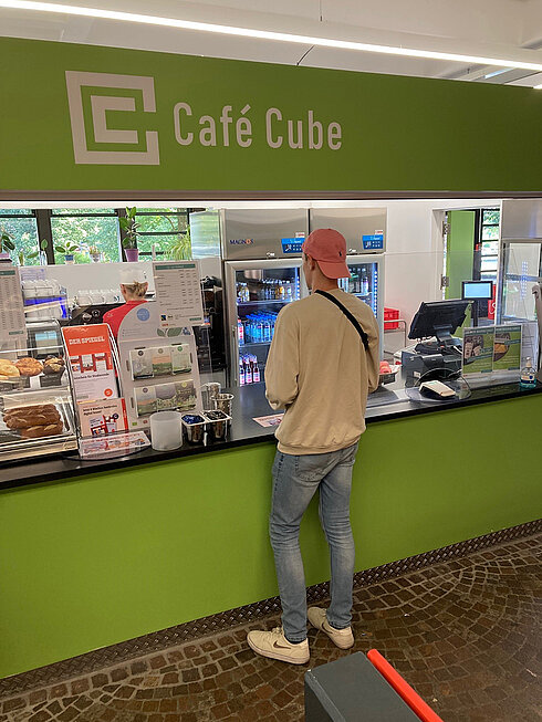 [Translate to Englisch:] Café Cube in der Pädagogischen Hochschule Littenweiler